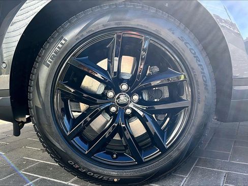 New 2026 Land Rover Range Rover Velar S image 12