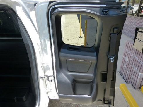 Used 2022 Toyota Tacoma SR image 30