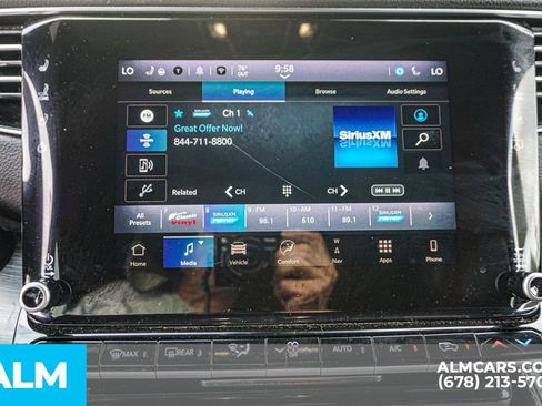 Used 2023 Jeep Wagoneer Series III w/ Preferred Equipment Group image 41