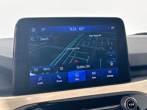 Used 2022 Ford Escape Titanium w/ Titanium Premium Package FWD image 18
