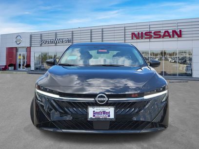 New 2026 Nissan Sentra SR w/ Floor Mat Package