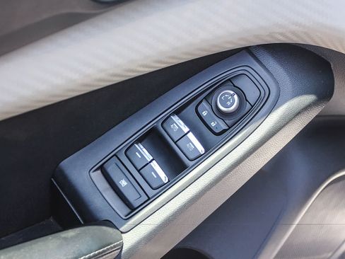 Used 2022 Subaru Ascent Premium w/ Convenience Package AWD/4WD image 27