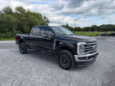 Used 2025 Ford F350 Lariat w/ Camper Package AWD/4WD image 16
