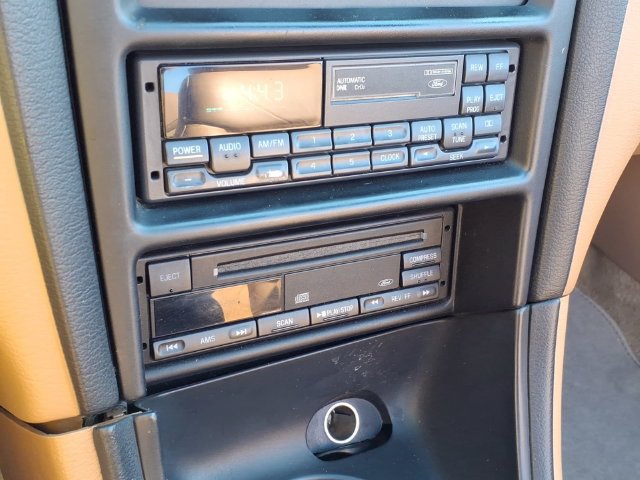 Used 1998 Ford Mustang GT RWD image 21