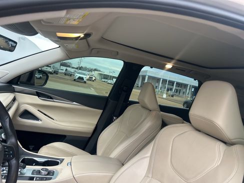 Used 2024 INFINITI QX60 Luxe w/ Vision Package image 11