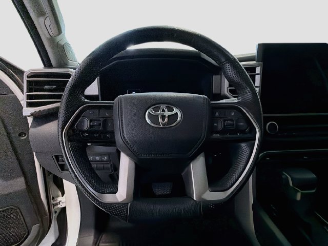Used 2024 Toyota Tundra Limited AWD/4WD image 8
