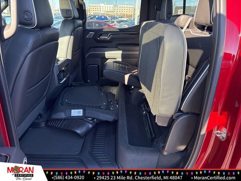 Used 2023 GMC Sierra 1500 AT4X image 32