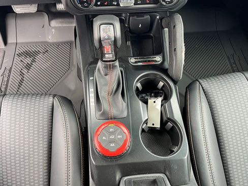New 2026 Ford Bronco Raptor AWD/4WD image 15