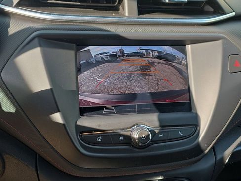 Used 2022 Chevrolet TrailBlazer RS image 35