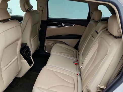 Used 2017 Lincoln MKX Reserve AWD/4WD image 21