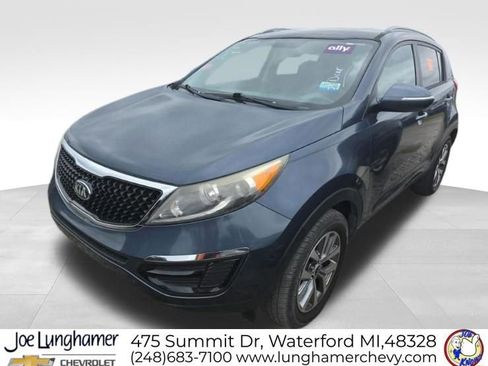 Used 2015 Kia Sportage LX image 2