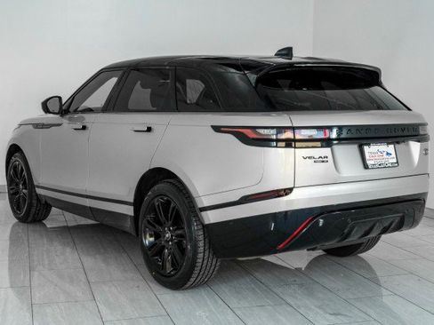 Used 2019 Land Rover Range Rover Velar R-Dynamic SE image 8