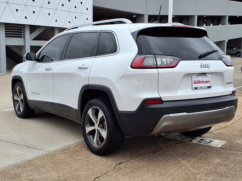 Used 2019 Jeep Cherokee Limited FWD image 4
