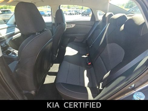 Used 2023 Kia Forte LXS FWD image 13