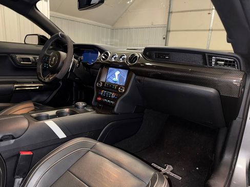 Used 2020 Ford Mustang Shelby GT500 w/ Technology Package image 26