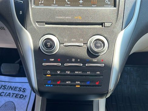 Used 2017 Lincoln MKC Reserve image 31