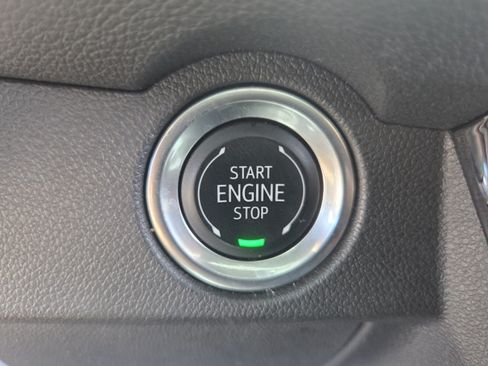 Certified 2024 Chevrolet Traverse LT AWD/4WD image 32