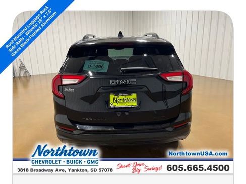 Used 2022 GMC Terrain SLE w/ Elevation Edition image 4