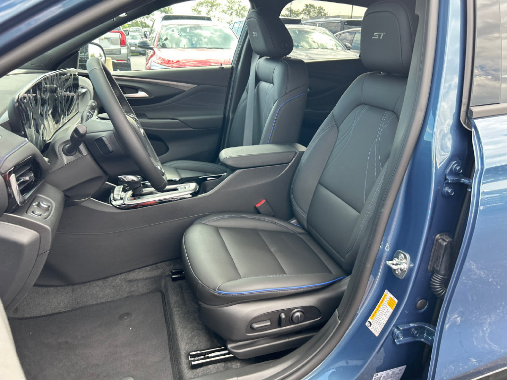 New 2026 Buick Envista Sport Touring w/ Convenience I Package FWD image 16