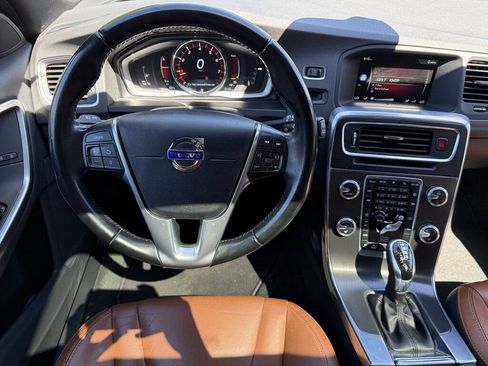 Used 2015 Volvo V60 T5 Premier AWD/4WD image 15