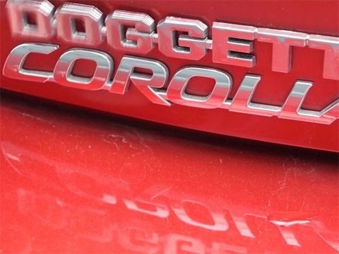 Certified 2025 Toyota Corolla SE image 14