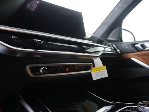 New 2027 BMW X7 xDrive40i w/ Executive Package AWD/4WD image 20