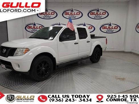 Used 2018 Nissan Frontier SV w/ Value Truck Package image 4