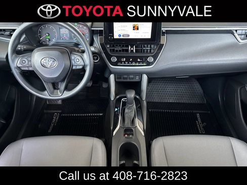 Used 2023 Toyota Corolla Cross AWD Hybrid image 5