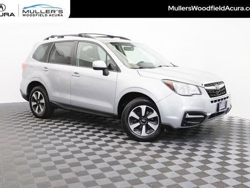 Used 2018 Subaru Forester 2.5i Premium w/ All-Weather Package AWD/4WD image 1