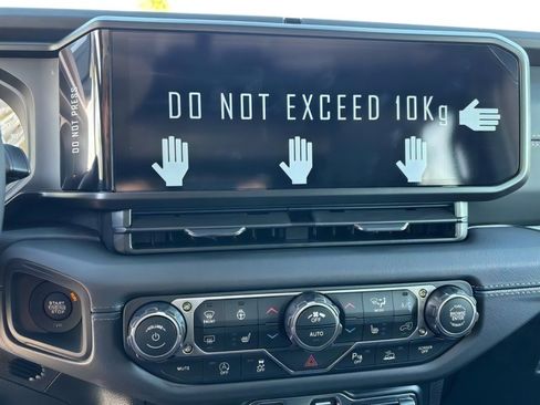 New 2026 Jeep Wrangler Unlimited Sahara AWD/4WD image 14
