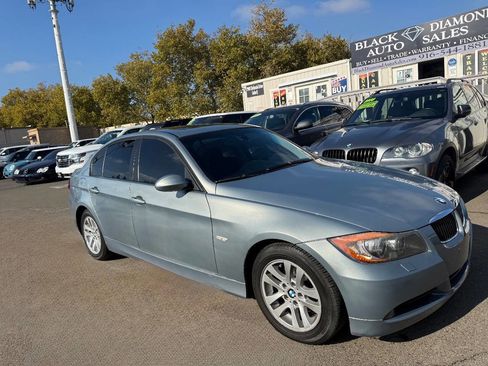 Used 2007 BMW 328xi Sedan image 3