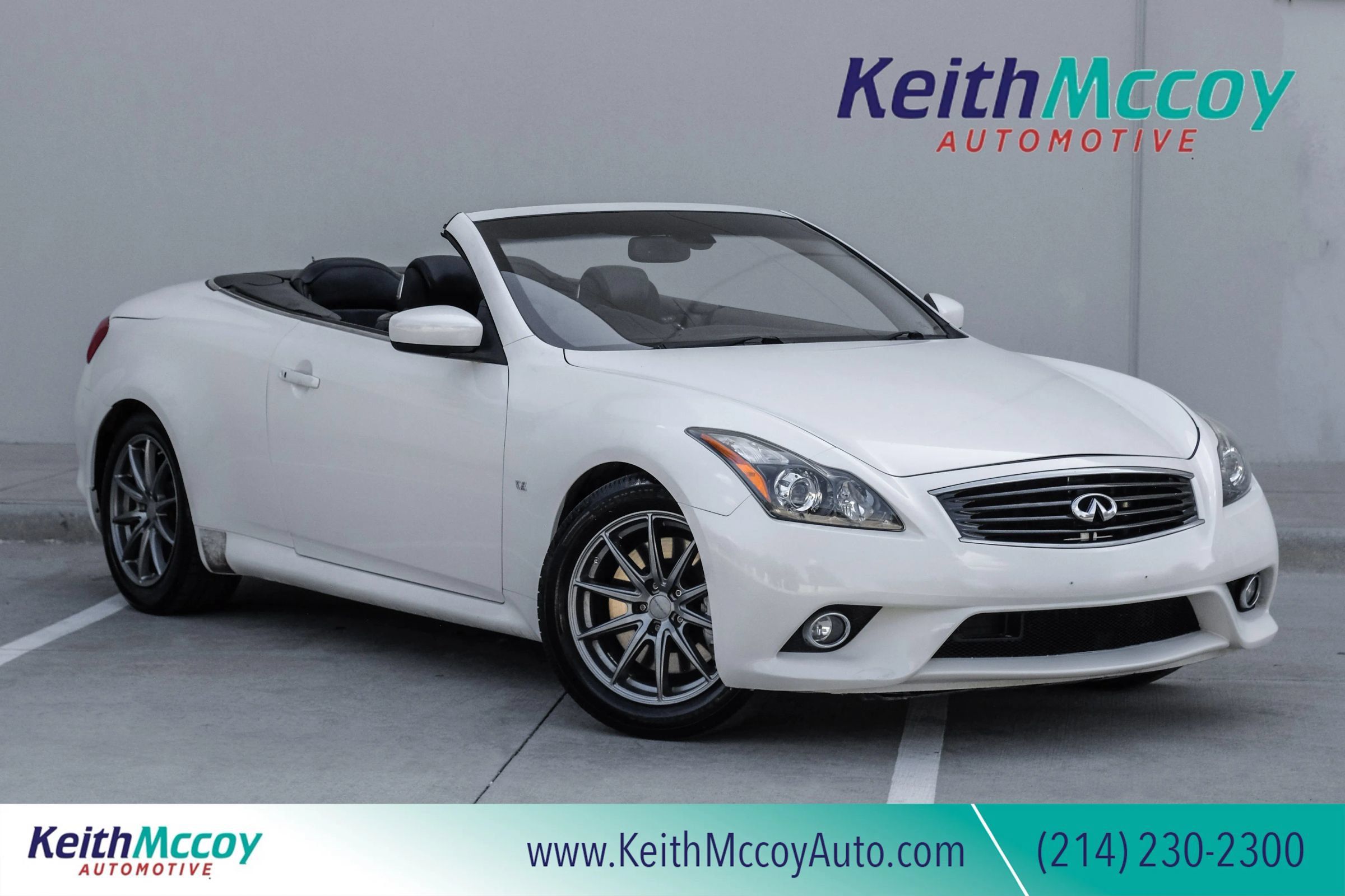 Used 2015 INFINITI Q60 Convertible w/ Premium Package RWD image 1