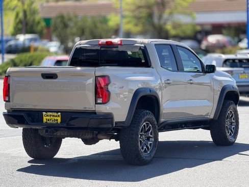 Used 2023 Chevrolet Colorado ZR2 w/ ZR2 Convenience Package III AWD/4WD image 21