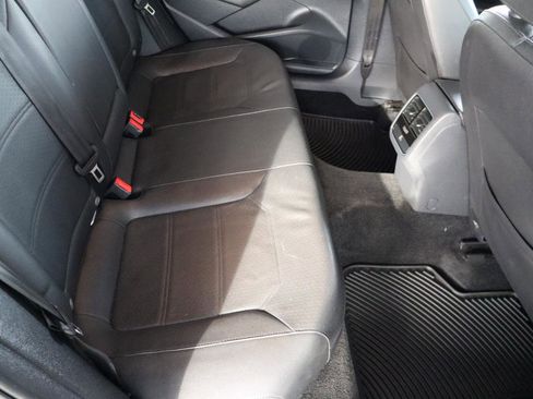Used 2017 Volkswagen Passat 1.8T SE image 29