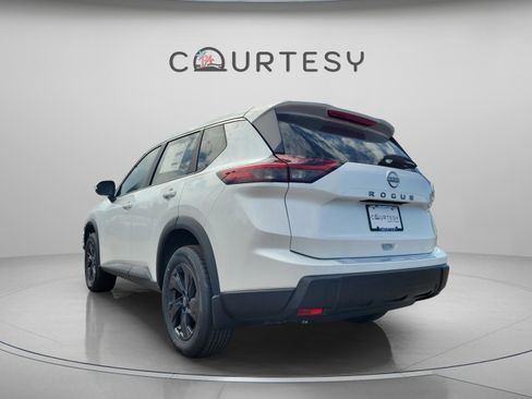 New 2026 Nissan Rogue SV w/ Cold Weather Package image 4