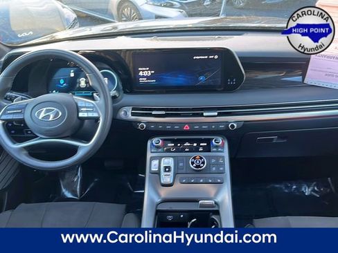 Used 2025 Hyundai Palisade Calligraphy image 14