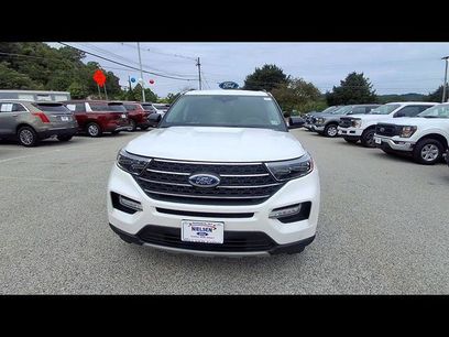 Certified 2024 Ford Explorer XLT w/ Equipment Group 202A