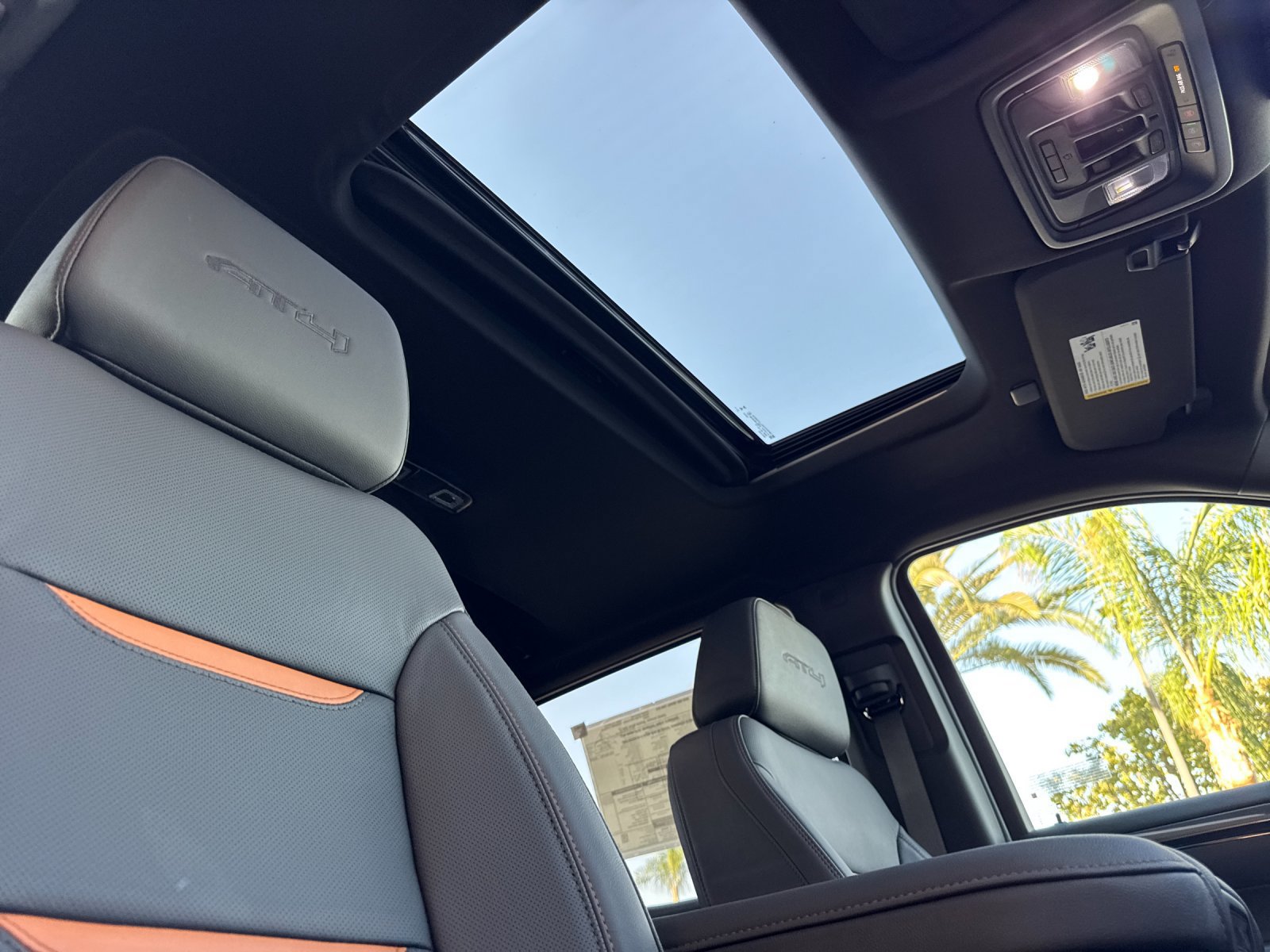 New 2026 GMC Sierra 1500 AT4 w/ AT4 Premium Package AWD/4WD image 16