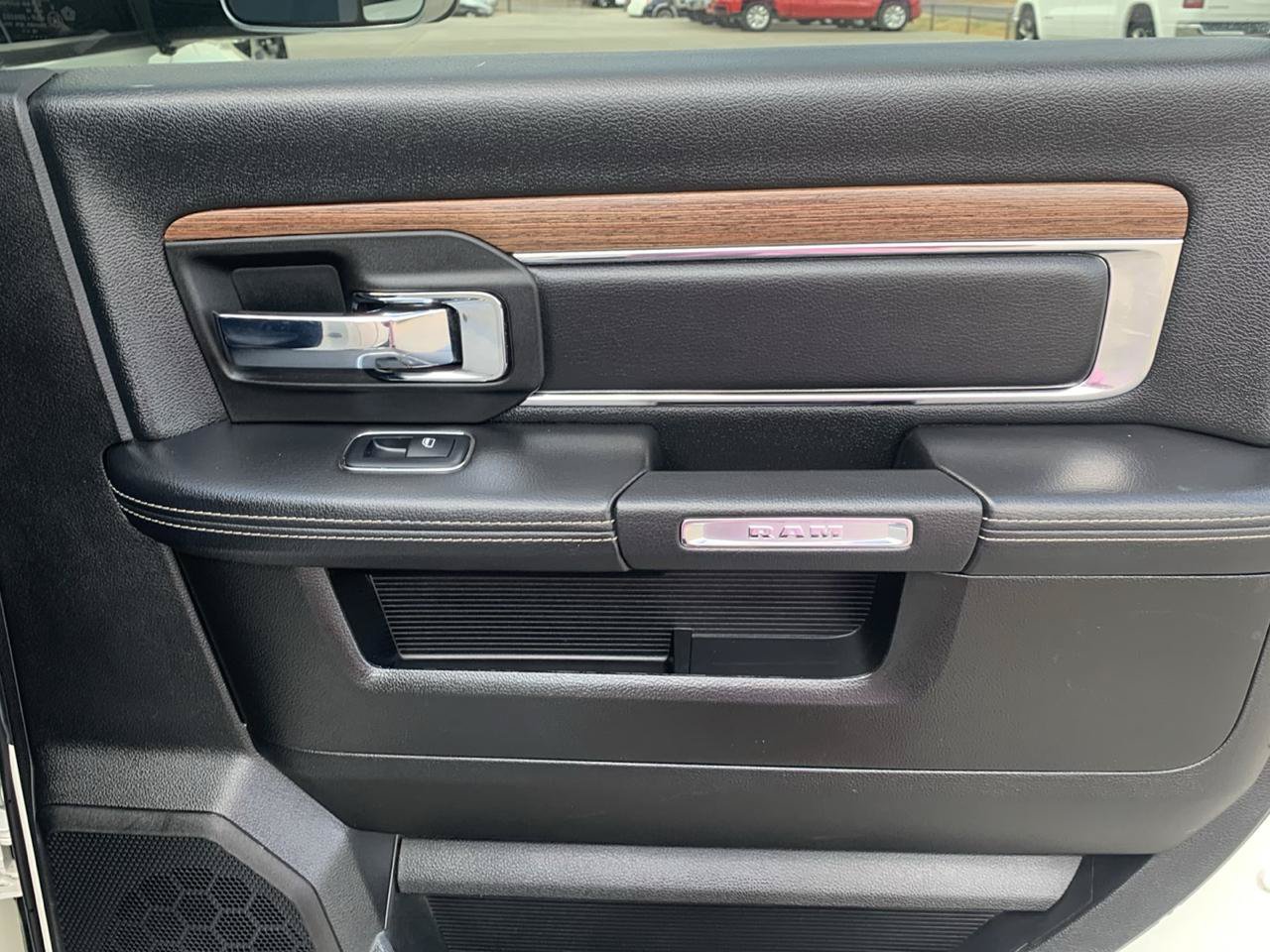 Used 2018 RAM 2500 Laramie AWD/4WD image 16