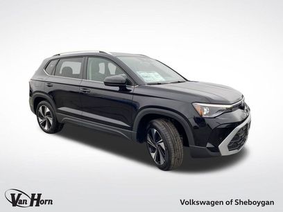 New 2025 Volkswagen Taos SE