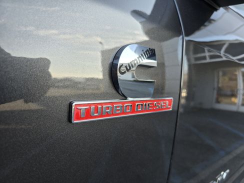 Used 2024 RAM 3500 Limited image 11