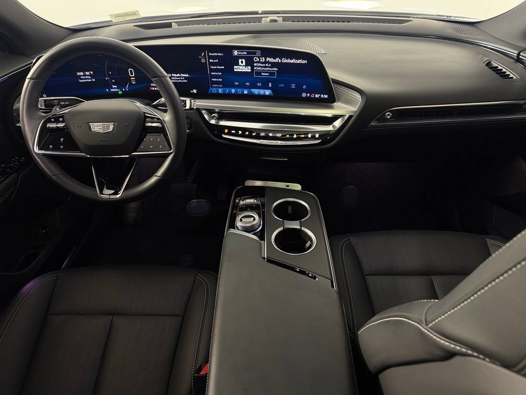 Used 2024 Cadillac Lyriq Sport RWD image 13