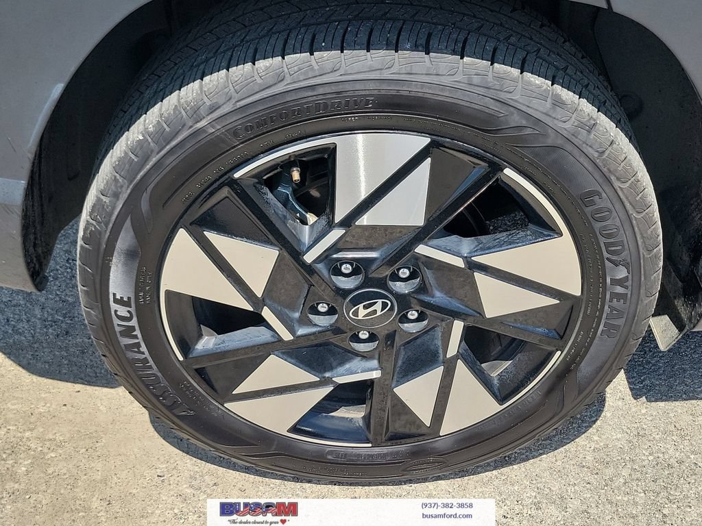 Used 2024 Hyundai Kona SEL FWD image 5