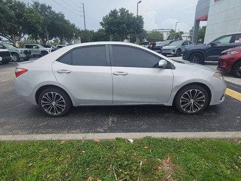 Used 2014 Toyota Corolla S FWD image 4