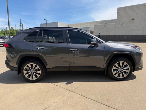 Used 2019 Toyota RAV4 Limited w/ All Weather Liner Package AWD/4WD image 6