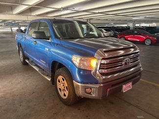 Used 2016 Toyota Tundra SR5 w/ SR5 Upgrade Package video 2