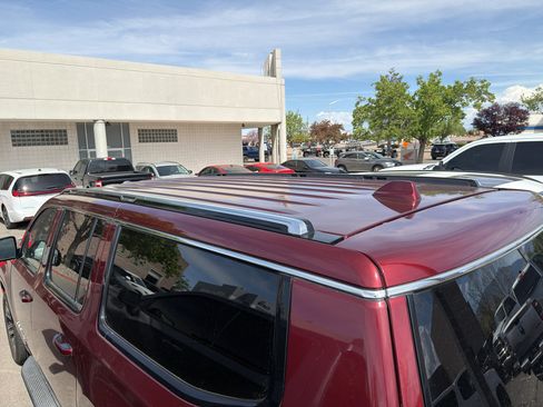 Used 2023 Jeep Wagoneer L Series II image 11