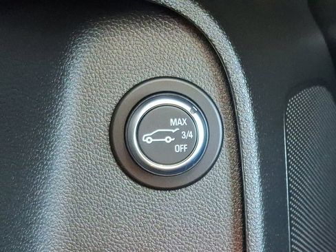 Used 2025 Buick Envista Avenir image 25