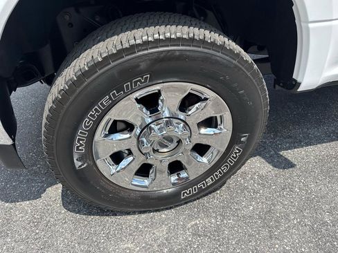 Used 2018 Ford F250 Lariat w/ Lariat Ultimate Package AWD/4WD image 20