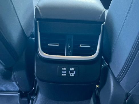 Used 2025 Subaru Outback Premium AWD/4WD image 20
